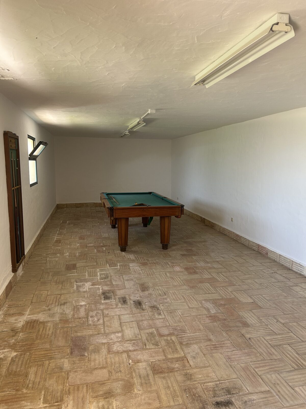 After: Villa games room clearance before and after Algarve